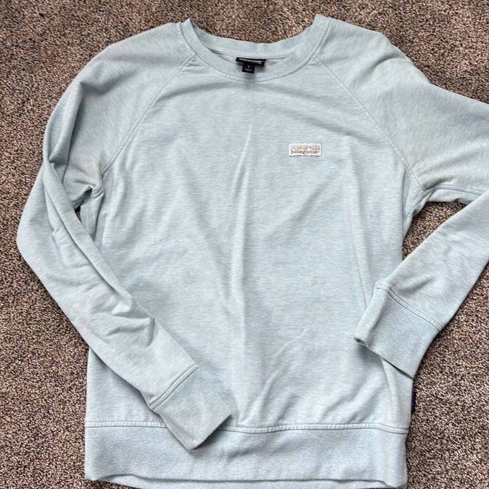 Patagonia women’s crew neck sweatshirt